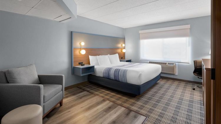 AmericInn by Wyndham Chippewa Falls Room