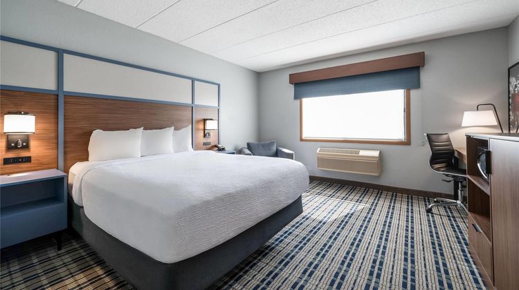 AmericInn by Wyndham Bemidji Room