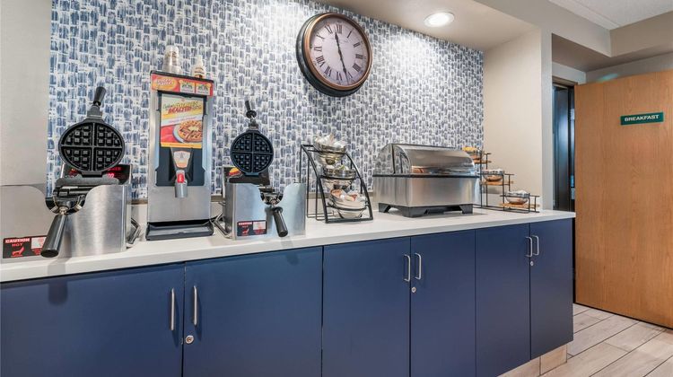 AmericInn by Wyndham Bemidji Restaurant
