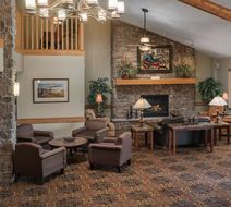 AmericInn by Wyndham Anamosa Lobby