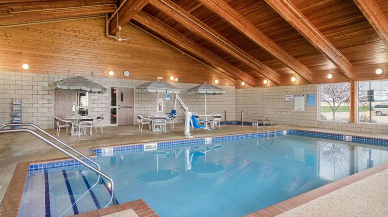 <b>AmericInn by Wyndham Anamosa Pool</b>. Images powered by <a href="https://iceportal.shijigroup.com/" title="IcePortal" target="_blank">IcePortal</a>.