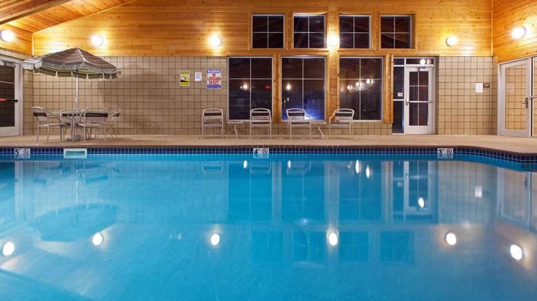 <b>AmericInn by Wyndham Anamosa Pool</b>. Images powered by <a href="https://iceportal.shijigroup.com/" title="IcePortal" target="_blank">IcePortal</a>.