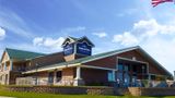 AmericInn by Wyndham Okoboji Exterior