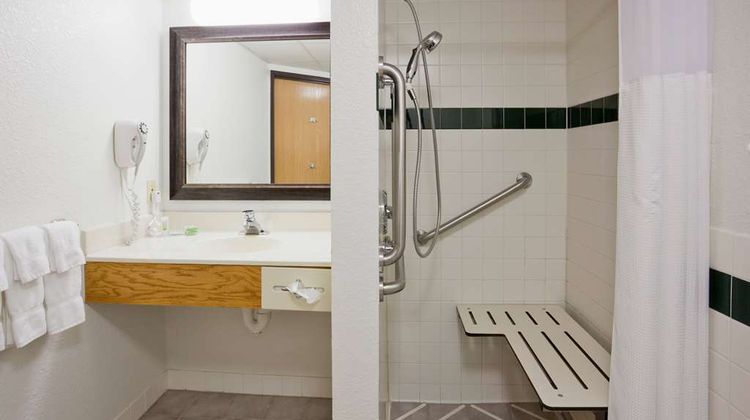 AmericInn Lodge & Suites Osceola Room