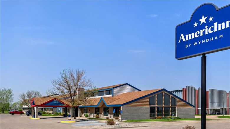 AmericInn Lodge/Suites Crookston U of M Exterior. Images powered by <a href="https://iceportal.shijigroup.com" target="_blank" rel="noopener">Ice Portal</a>.