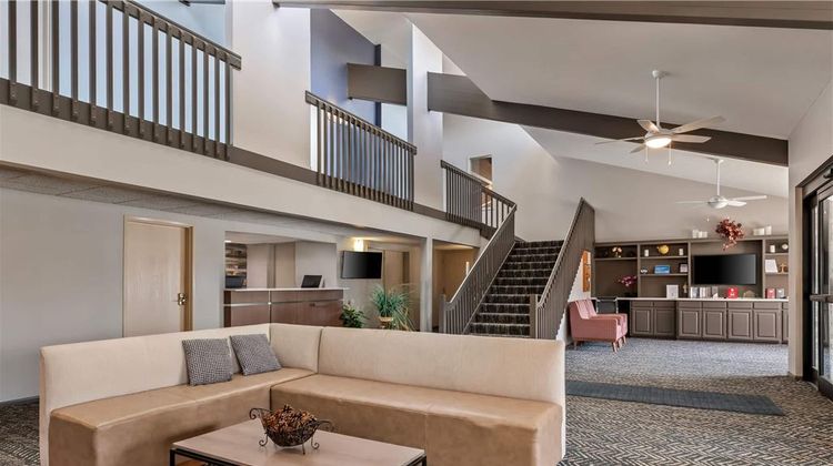 AmericInn Lodge/Suites Crookston U of M Lobby