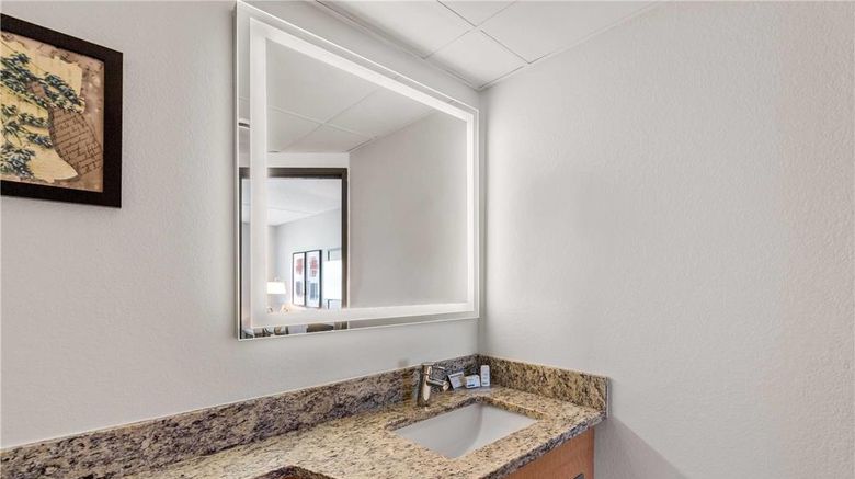 <b>AmericInn Lodge/Suites Crookston U of M Room</b>. Images powered by <a href="https://iceportal.shijigroup.com/" title="IcePortal" target="_blank">IcePortal</a>.