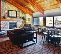 AmericInn by Wyndham Baudette Lobby