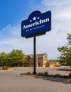 AmericInn by Wyndham Mankato Center