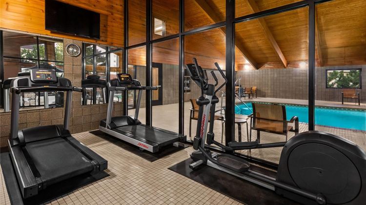 AmericInn by Wyndham Mankato Center Health