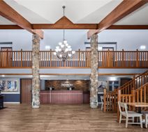 AmericInn by Wyndham Austin Lobby