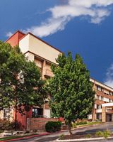 AmericInn by Wyndham Omaha