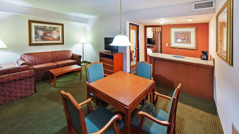 <b>AmericInn by Wyndham Omaha Suite</b>. Images powered by <a href="https://iceportal.shijigroup.com/" title="IcePortal" target="_blank">IcePortal</a>.