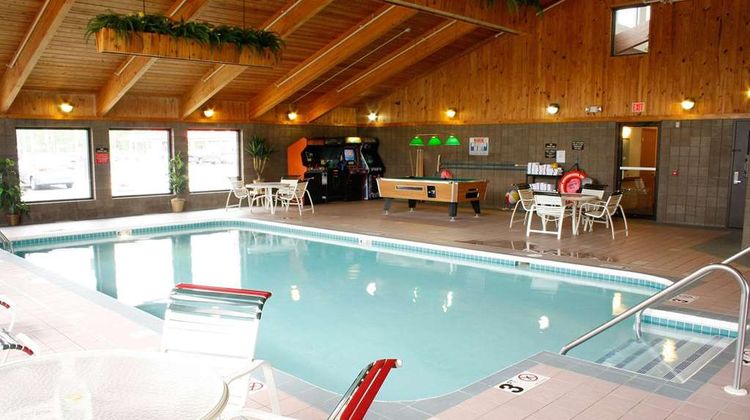AmericInn by Wyndham Sturgeon Pool