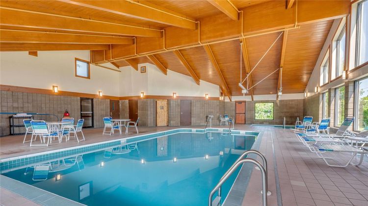 AmericInn by Wyndham Sturgeon Pool