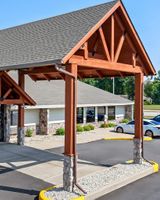 AmericInn by Wyndham Sturgeon