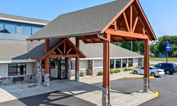 AmericInn by Wyndham Sturgeon