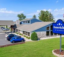 AmericInn by Wyndham Sturgeon Exterior