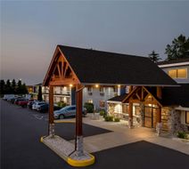 AmericInn by Wyndham Sturgeon Exterior