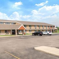 AmericInn by Wyndham Elkhorn