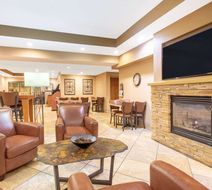 AmericInn by Wyndham Madison West Lobby