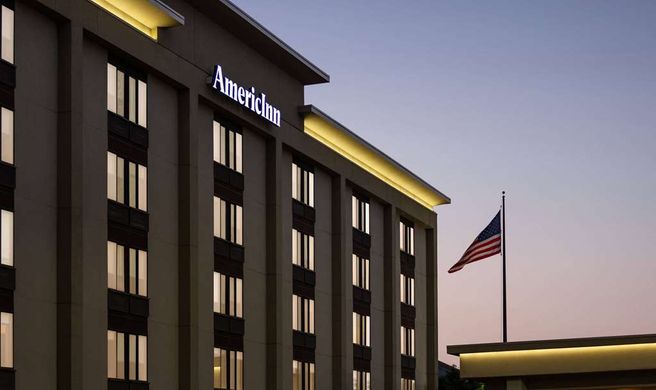 AmericInn by Wyndham Madison West Exterior