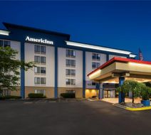 AmericInn by Wyndham Madison West Exterior