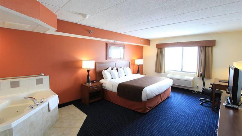 <b>AmericInn by Wyndham Cedar Rapids Room</b>. Images powered by <a href="https://iceportal.shijigroup.com/" title="IcePortal" target="_blank">IcePortal</a>.