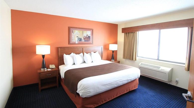 <b>AmericInn by Wyndham Cedar Rapids Room</b>. Images powered by <a href="https://iceportal.shijigroup.com/" title="IcePortal" target="_blank">IcePortal</a>.