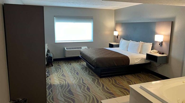 <b>AmericInn by Wyndham Republic Room</b>. Images powered by <a href="https://iceportal.shijigroup.com/" title="IcePortal" target="_blank">IcePortal</a>.