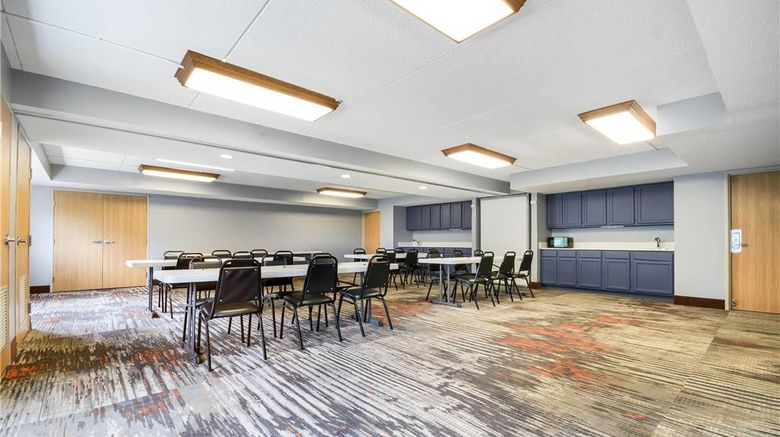 <b>AmericInn by Wyndham Wausau Meeting</b>. Images powered by <a href="https://iceportal.shijigroup.com/" title="IcePortal" target="_blank">IcePortal</a>.