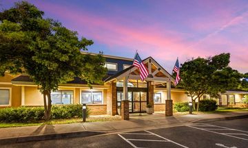 AmericInn by Wyndham North Branch