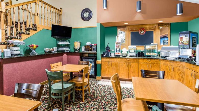 <b>AmericInn by Wyndham Blue Earth Other</b>. Images powered by <a href="https://iceportal.shijigroup.com/" title="IcePortal" target="_blank">IcePortal</a>.