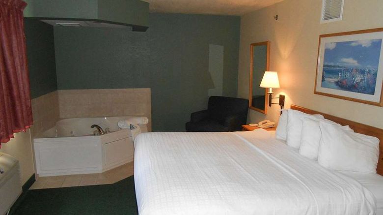 <b>AmericInn Oscoda near AuSable River Room</b>. Images powered by <a href="https://iceportal.shijigroup.com/" title="IcePortal" target="_blank">IcePortal</a>.