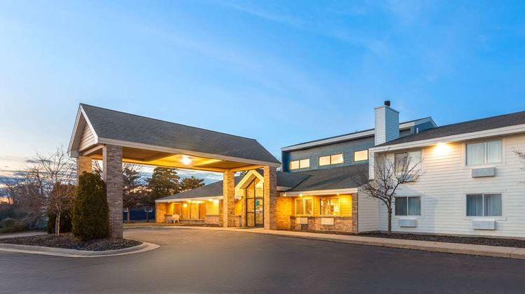 AmericInn Oscoda near AuSable River Exterior