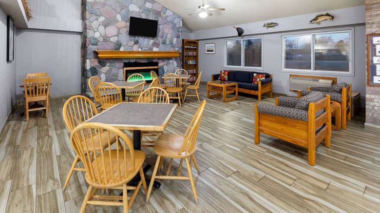 <b>AmericInn Oscoda near AuSable River Lobby</b>. Images powered by <a href="https://iceportal.shijigroup.com/" title="IcePortal" target="_blank">IcePortal</a>.