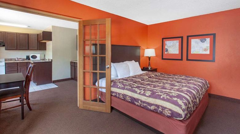 <b>AmericInn by Wyndham Ham Lake Suite</b>. Images powered by <a href="https://iceportal.shijigroup.com/" title="IcePortal" target="_blank">IcePortal</a>.
