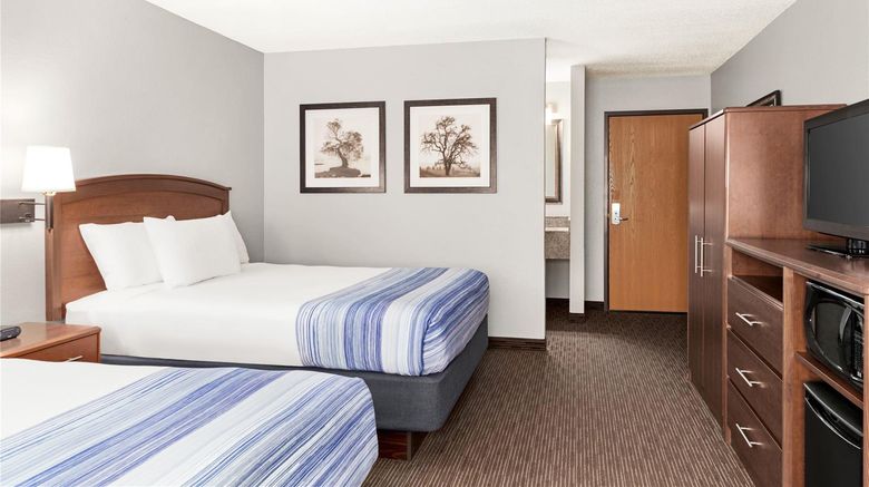<b>AmericInn by Wyndham Fergus Falls Room</b>. Images powered by <a href="https://iceportal.shijigroup.com/" title="IcePortal" target="_blank">IcePortal</a>.