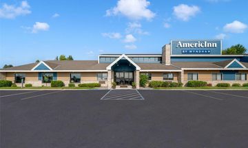 AmericInn by Wyndham Fergus Falls