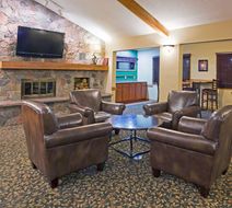 AmericInn by Wyndham Fargo West Lobby