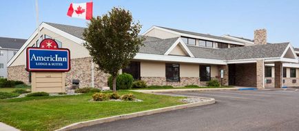 AmericInn by Wyndham Fargo West Exterior