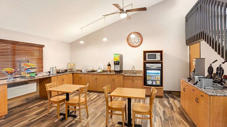 <b>AmericInn by Wyndham Sauk Centre Restaurant</b>. Images powered by <a href="https://iceportal.shijigroup.com/" title="IcePortal" target="_blank">IcePortal</a>.