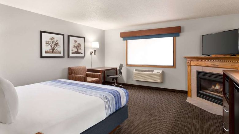 <b>AmericInn by Wyndham Sauk Centre Room</b>. Images powered by <a href="https://iceportal.shijigroup.com/" title="IcePortal" target="_blank">IcePortal</a>.