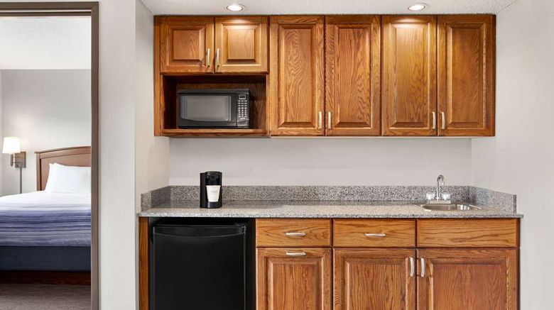 <b>AmericInn by Wyndham Sauk Centre Suite</b>. Images powered by <a href="https://iceportal.shijigroup.com/" title="IcePortal" target="_blank">IcePortal</a>.