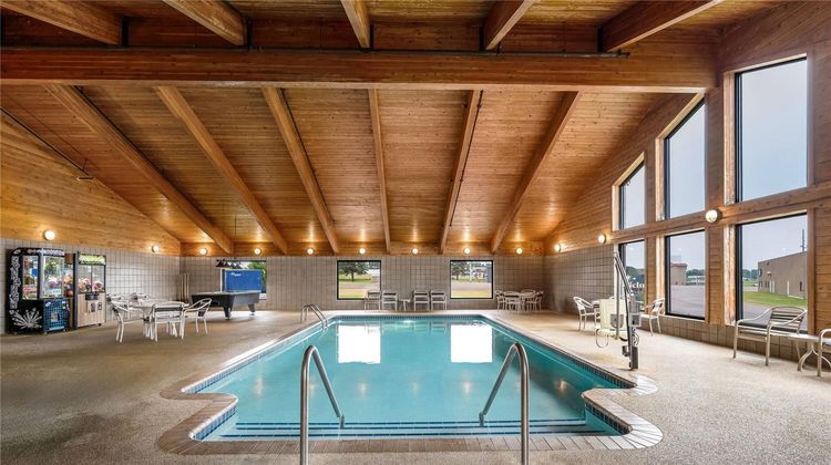 AmericInn by Wyndham Sauk Centre Pool