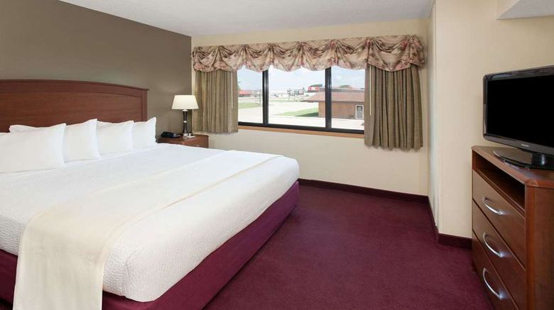 <b>AmericInn by Wyndham Iowa Falls Suite</b>. Images powered by <a href="https://iceportal.shijigroup.com/" title="IcePortal" target="_blank">IcePortal</a>.