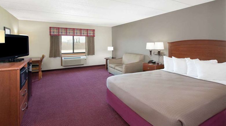 <b>AmericInn by Wyndham Iowa Falls Room</b>. Images powered by <a href="https://iceportal.shijigroup.com/" title="IcePortal" target="_blank">IcePortal</a>.