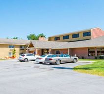 AmericInn by Wyndham Ames Exterior