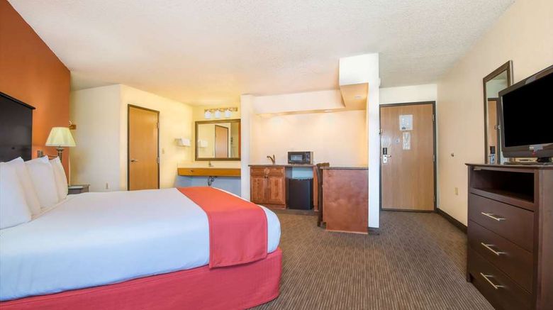 <b>AmericInn by Wyndham Ames Suite</b>. Images powered by <a href="https://iceportal.shijigroup.com/" title="IcePortal" target="_blank">IcePortal</a>.