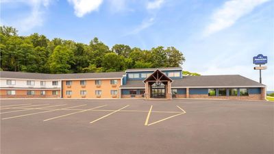 AmericInn Hotel & Suites West Salem